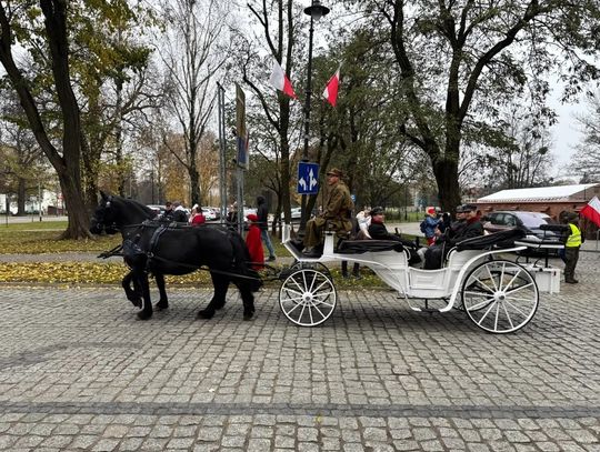 Przejażdżki powozem konnym, polonez i koncert. Tak w Elblągu uczcimy Święto Niepodległości
