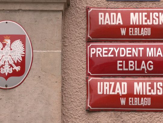 Referendum w Elblągu - karty do zbierania podpisów poszły w miasto