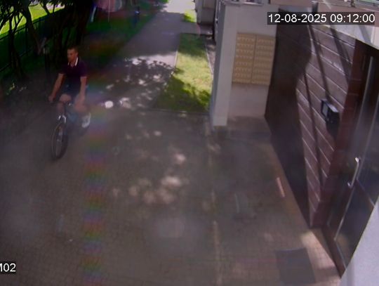 Rozpoznajesz go ? Szukają go policjanci z Elbląga Rozpoznajesz go ? Szukają go policjanci z Elbląga