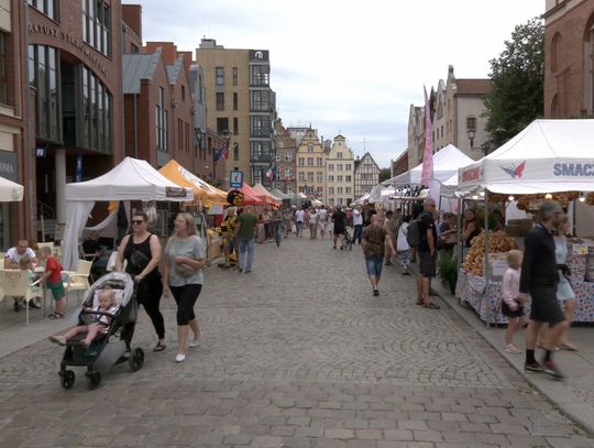 Ruszyło Elbląskie Święto Chleba. Co znajdziemy na jarmarku? [WIDEO]