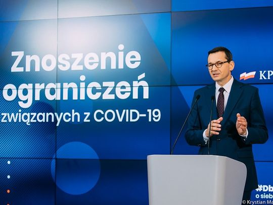 Rząd ogłosił trzeci etap łagodzenia obostrzeń. Znamy szczegóły