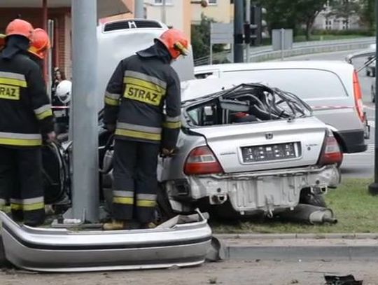 Śmiertelny wypadek z udziałem karetki w Elblągu. Kierowca Hondy również skazany!
