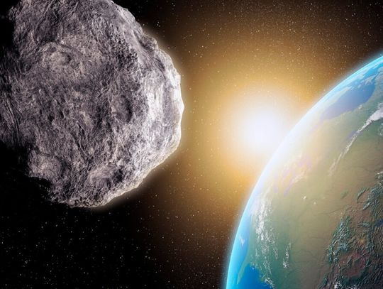 Spadające gwiazdy i asteroida blisko Ziemi. To nas teraz czeka