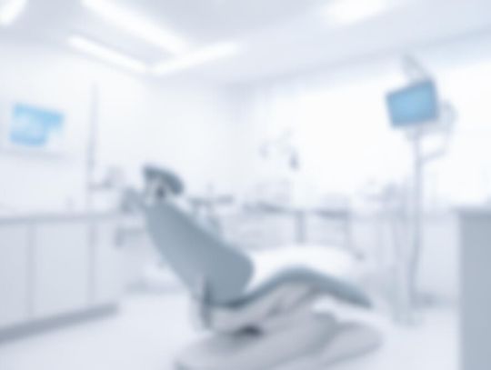 Sprężarki w szpitalach i farmacji – jak wybrać efektywną sprężarkę medyczną?