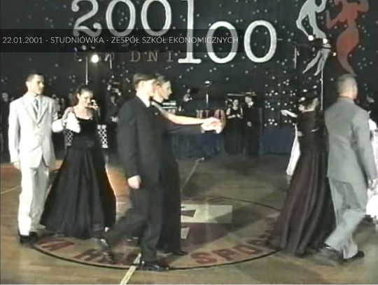 Studniówka Zespołu Szkół Ekonomicznych - rok 2001