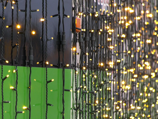 Świąteczne tramwaje na ulicach Elbląga [WIDEO]