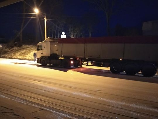 Tak rano wyglądała droga w Milejewie [ZDJĘCIA]