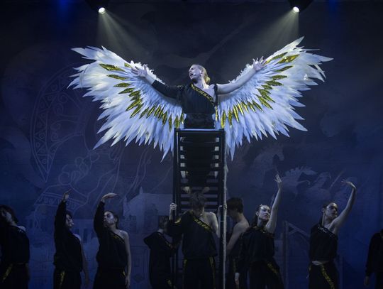 Takiego widowiska jeszcze nie widziałeś. Greckie mity w wersji, która wciąga jak serial