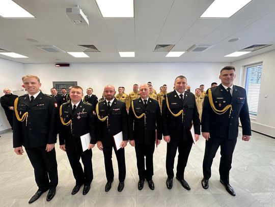 „To był ich ostatni apel”. Elbląg pożegnał czterech doświadczonych strażaków [FOTO]