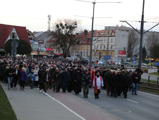 Tymi ulicami w Elblągu przejdzie w środę Droga Krzyżowa