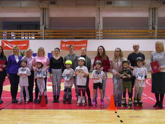 Uczą się od mistrzyni. Klasa wrotkarsko- łyżwiarska szuka talentów