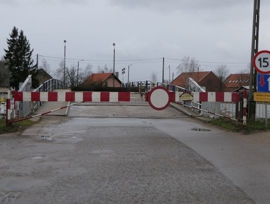 Uwaga! Awaryjne zamknięcie mostu w Nowakowie