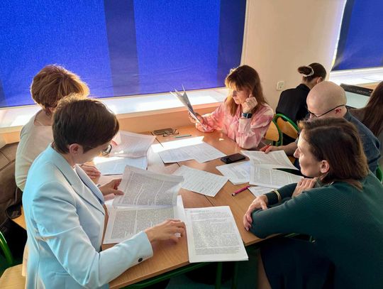 W Elblągu dyskutowano o pokoleniu Alfa, sztucznej inteligencji i zagrożeniach [WIDEO]