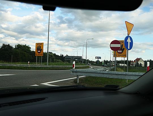 W Elblągu pojawiły się specjalne tablice. Pomyłek już nie będzie?