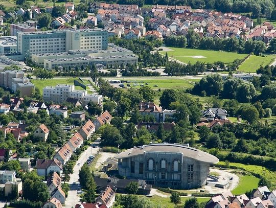 W elbląskim szpitalu stanął Infokiosk. "Jest dostępny dla pacjentów cały czas"