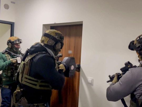 W Gdańsku i Gdyni rozbito grupę zajmującą się sutenerstwem i stręczycielstwem