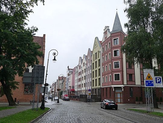 W niedzielę kierowcy nie wjadą na Stare Miasto, ale to nie koniec utrudnień!