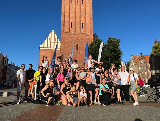 Wakacyjna zumba na Placu Katedralnym