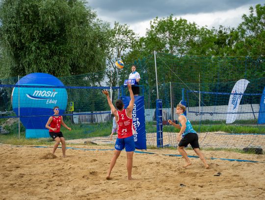 Wakacyjny Turniej Siatkówki Plażowej w Parku Wodny Dolinka