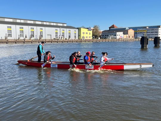 Wskocz ekipą do smoczej łodzi