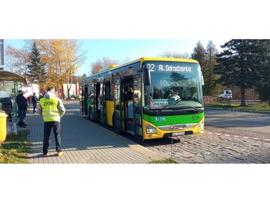 Wszystkich Świętych: organizacja ruchu, komunikacja