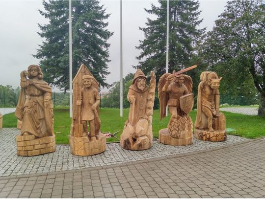 Wybierz lokalizację rzeźb