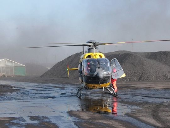 Wypadek na terminalu. W akcji brał udział śmigłowiec Lotniczego Pogotowia Ratunkowego