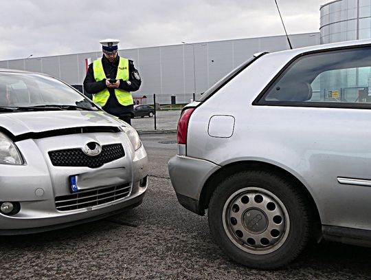 Wypadek na Żuławskiej przy fabryce mebli Wypadek na Żuławskiej przy fabryce mebli