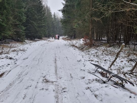 Wypadek podczas kuligu. "Chłopiec doznał urazu w postaci obcięcia kciuka lewej ręki" Wypadek podczas kuligu. "Chłopiec doznał urazu w postaci obcięcia kciuka lewej ręki"