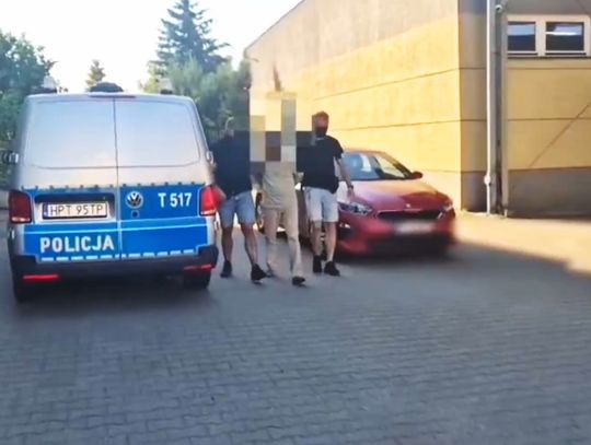 Wysłał tajemniczą paczkę. Chwilę później ewakuowano komendę