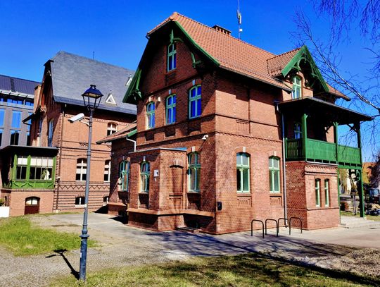 Zabytkowy budynek przy Warszawskiej gotowy. Przed nim nowa rola