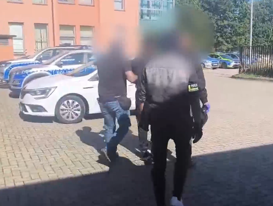 Zakrwawiony leżał za sklepem, pobił go... jego krewny Zakrwawiony leżał za sklepem, pobił go... jego krewny