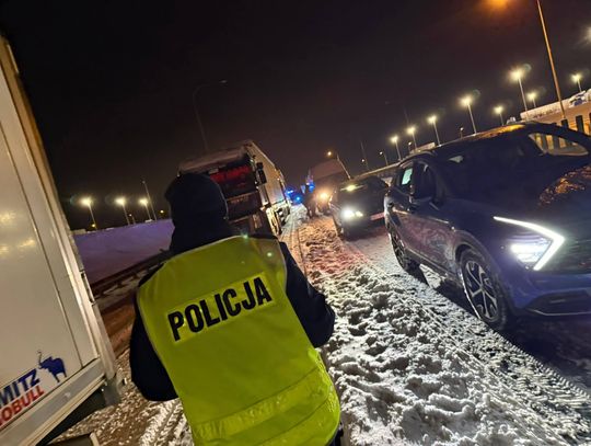 Zasypana S7 i godziny w korkach