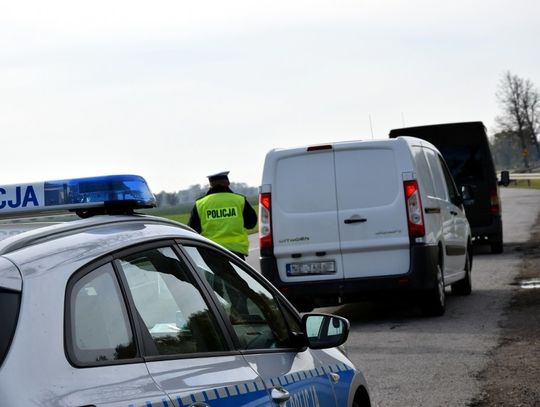 Zatrzymane dowody rejestracyjne i mandaty. Dziś ogólnopolska akcja policji