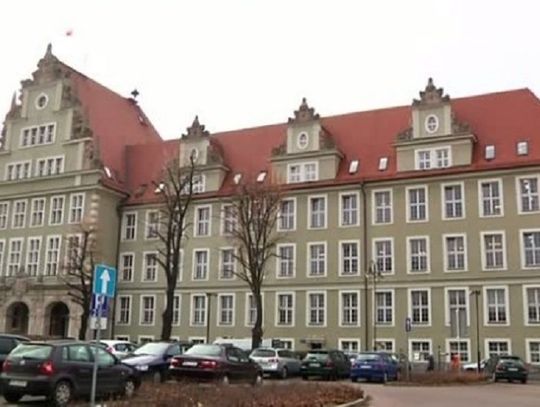 Zatrzymanie na parkingu pod sądem w Elblągu. Mężczyzna wyłudził opłatę parkingową Zatrzymanie na parkingu pod sądem w Elblągu. Mężczyzna wyłudził opłatę parkingową