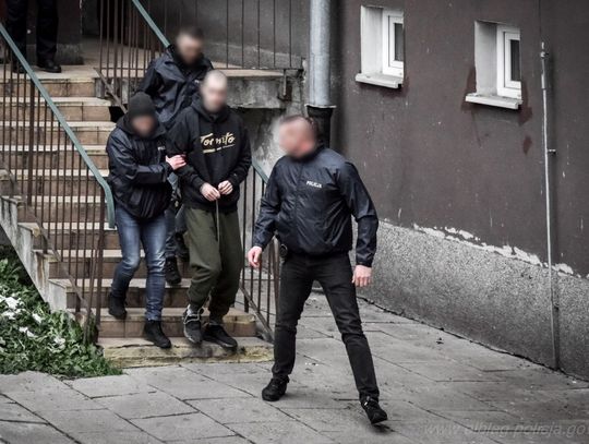 Zatrzymany za atak maczetą na Topolowej w Elblągu [WIDEO]