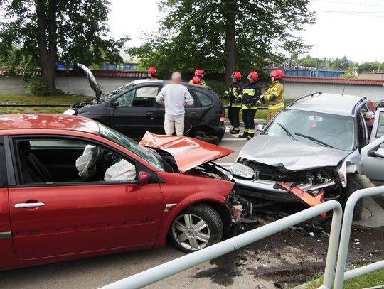 Zderzenie 3 pojazdów na Al. Grunwaldzkiej