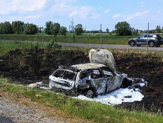 Zderzenie 4 pojazdów i pożar. Jak do tego doszło?