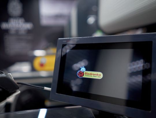 Zmowa milczenia w Biedronce? Kierowcy osaczeni, UOKiK reaguje