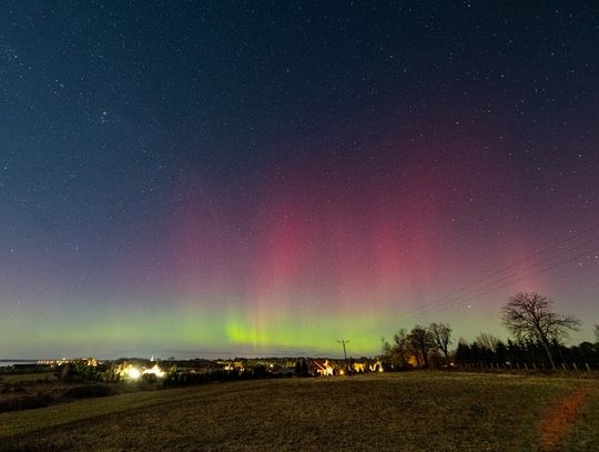 Zorza Polarna widziana z Modrzewiny i Zalewu Wiślanego [ZDJĘCIA]