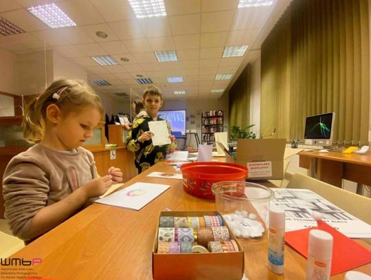 Zrób to sam pod choinkę - szydełkowe bombki i świąteczne kartki