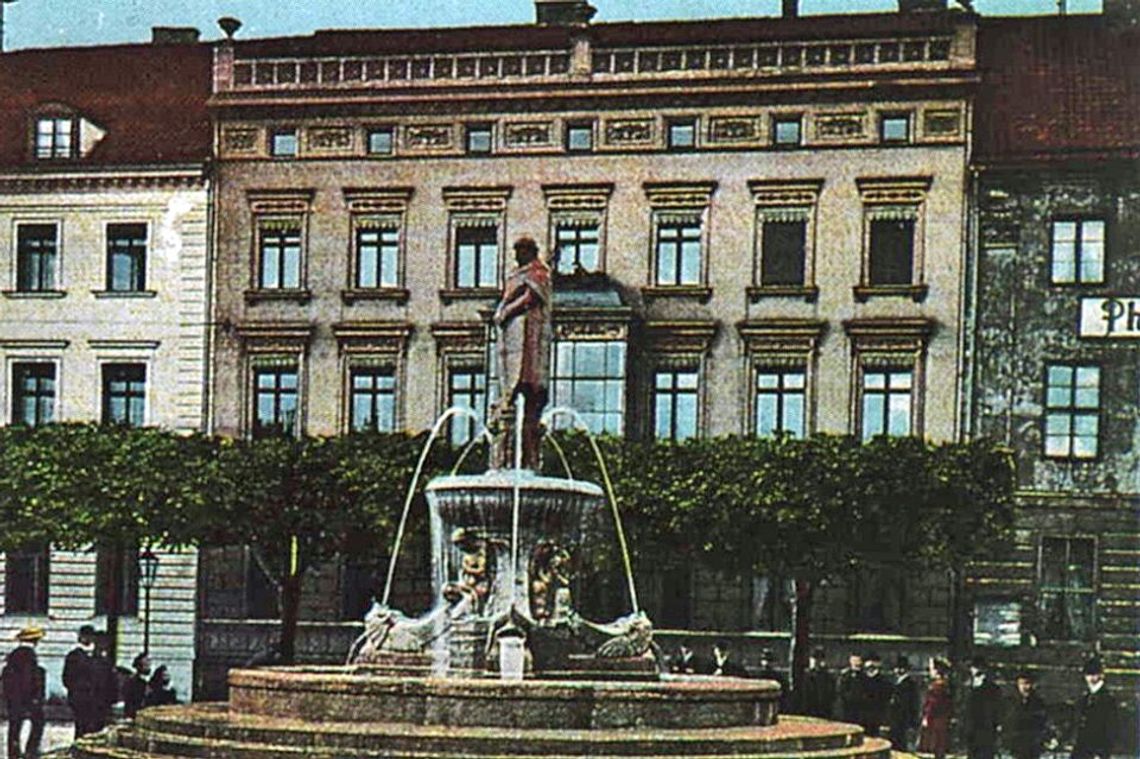 111 lat temu, 13 września 1908 uroczyście uruchomiono fontannę na placu Słowiańskim