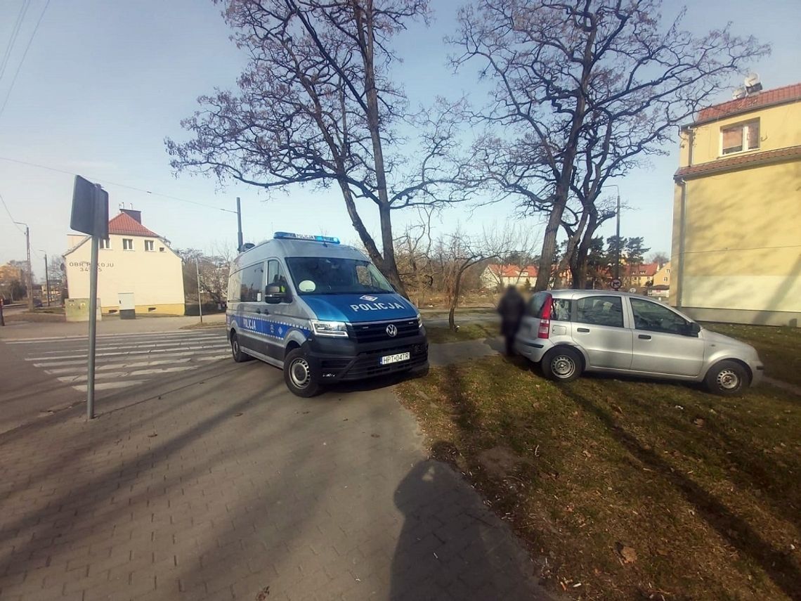 1500 zł mandatu dla elblążanki. Nie pomogła kłótnia z pieszymi