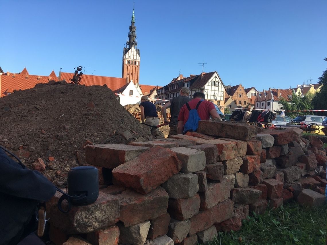 Badania archeologiczne elbląskiego zamku krzyżackiego