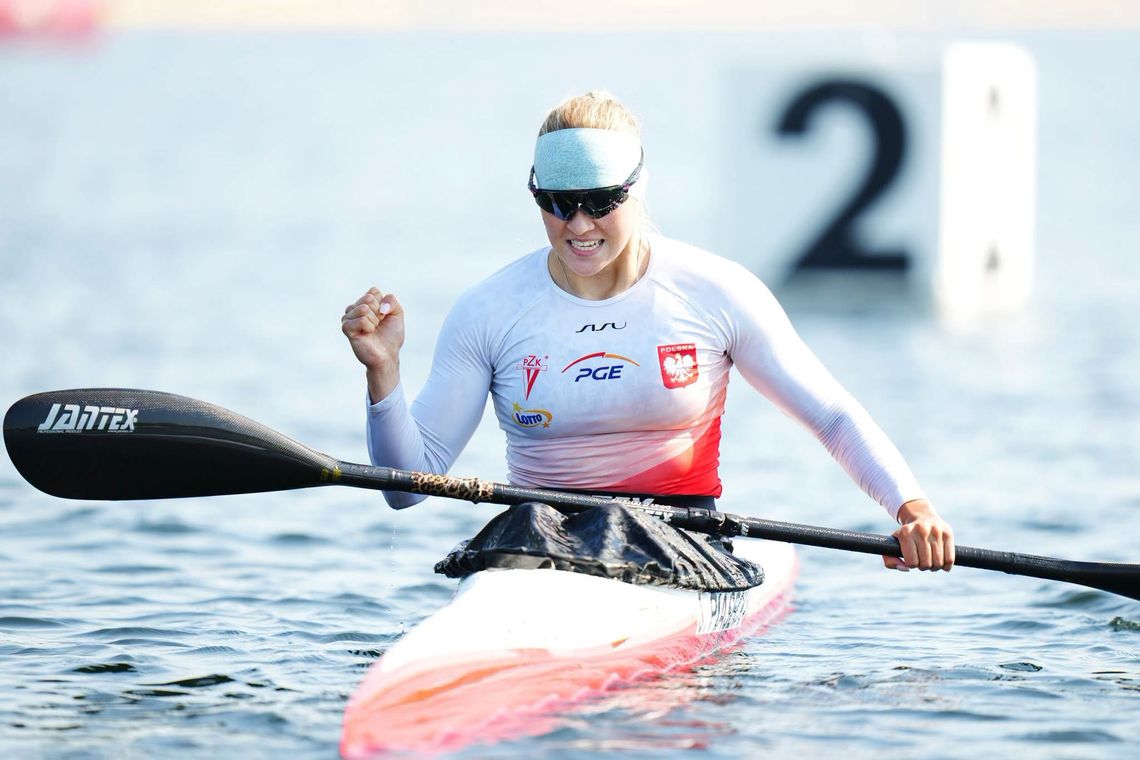 Julia Piasecka wraca z Mistrzostw Świata z medalem Julia Piasecka wraca z Mistrzostw Świata z medalem