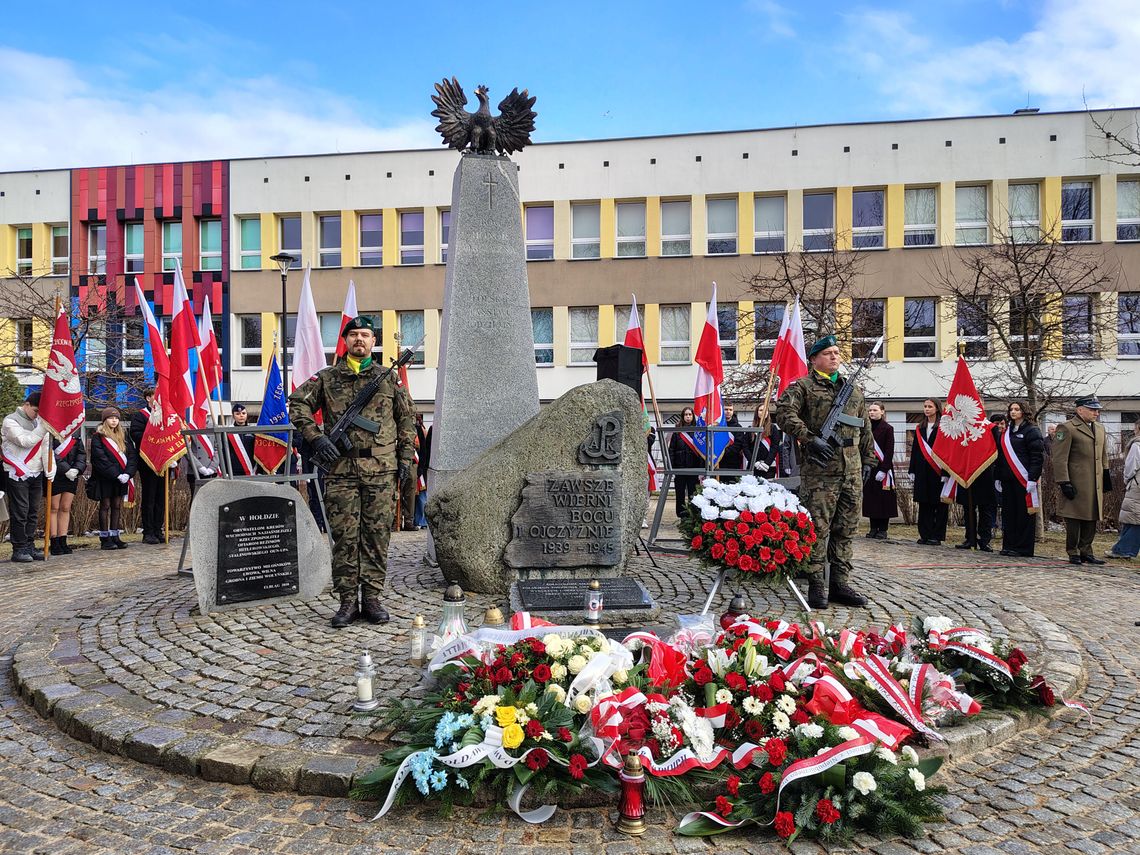 „Cześć Ich pamięci”. Elbląg upamiętnił Żołnierzy Wyklętych [ZDJĘCIA]