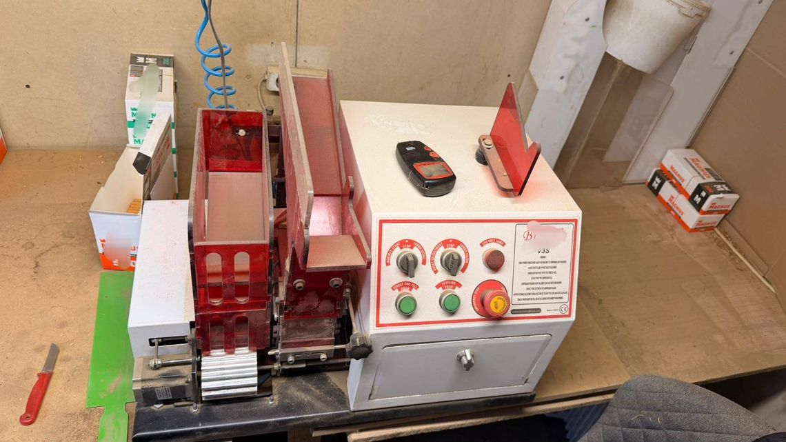 Domowa fabryka papierosów jak z filmu! Akcja elbląskiej policji Domowa fabryka papierosów jak z filmu! Akcja elbląskiej policji