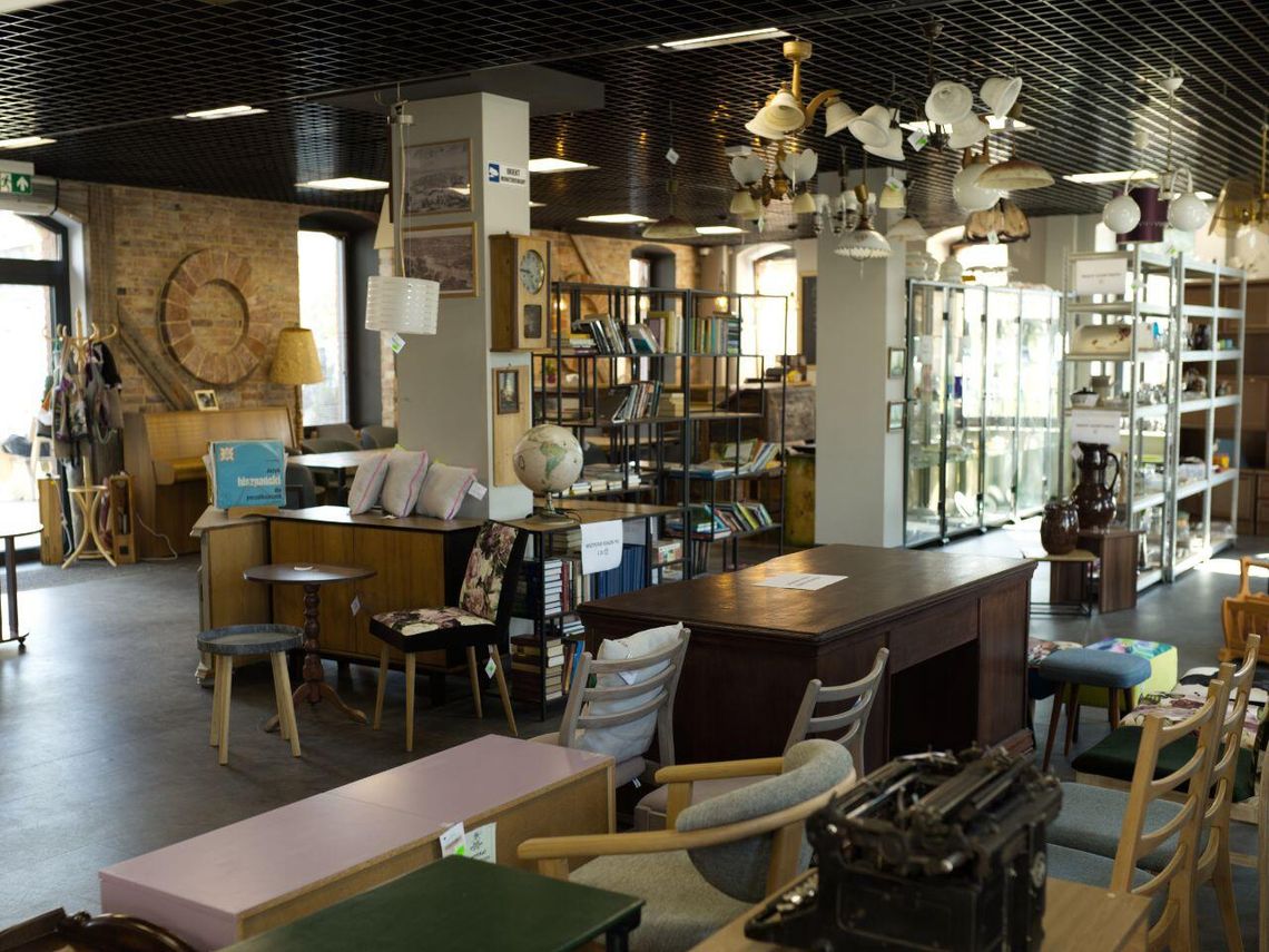 Drugie życie rzeczy. Sklep Społeczny „Dom pod Cisem” zmienia Elbląg