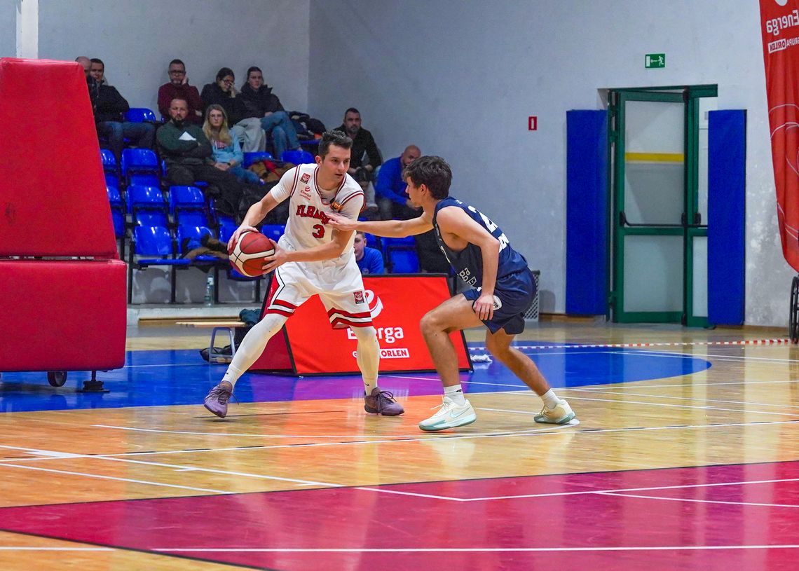 Elbasket gonił, Kruszwica wygrała