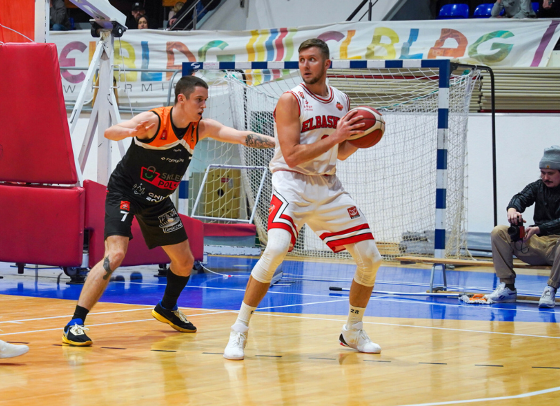 Elbasket pany, lider pokonany! (galeria)